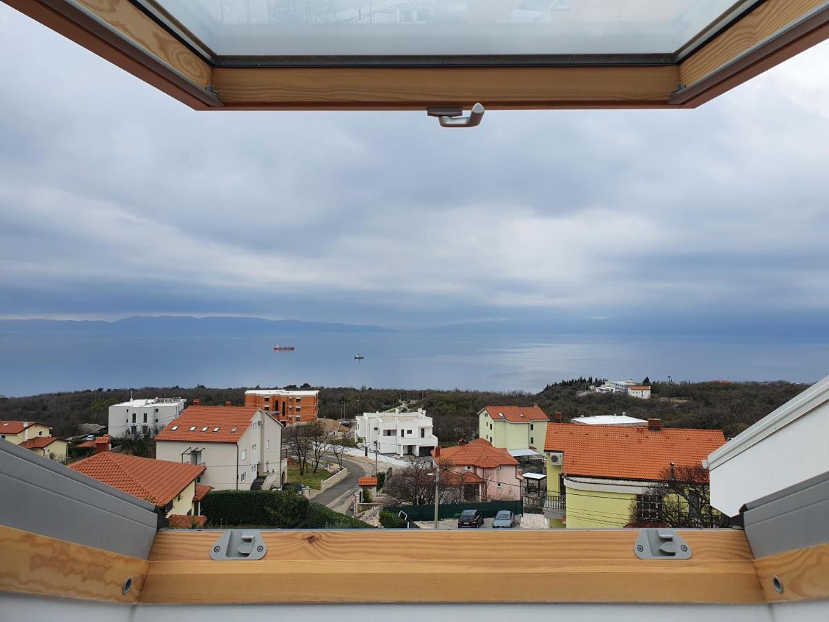 Apartment Skylight Kostrena Esterno foto