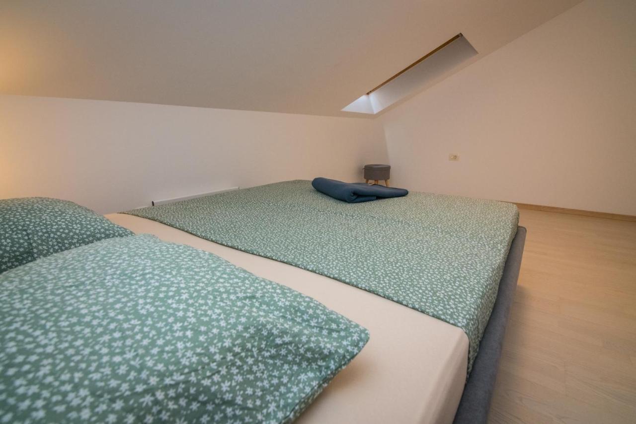 Apartment Skylight Kostrena Esterno foto